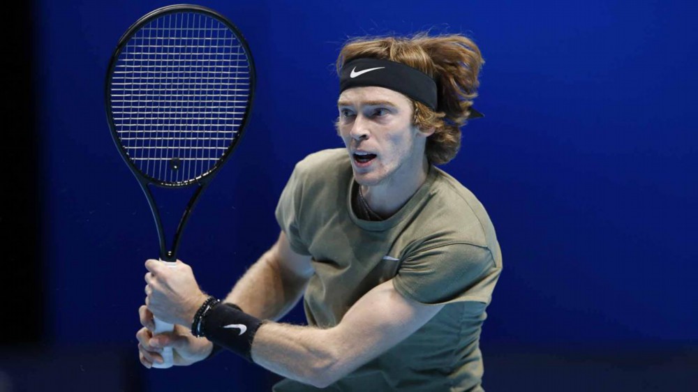 在德波尔接 在德波尔接